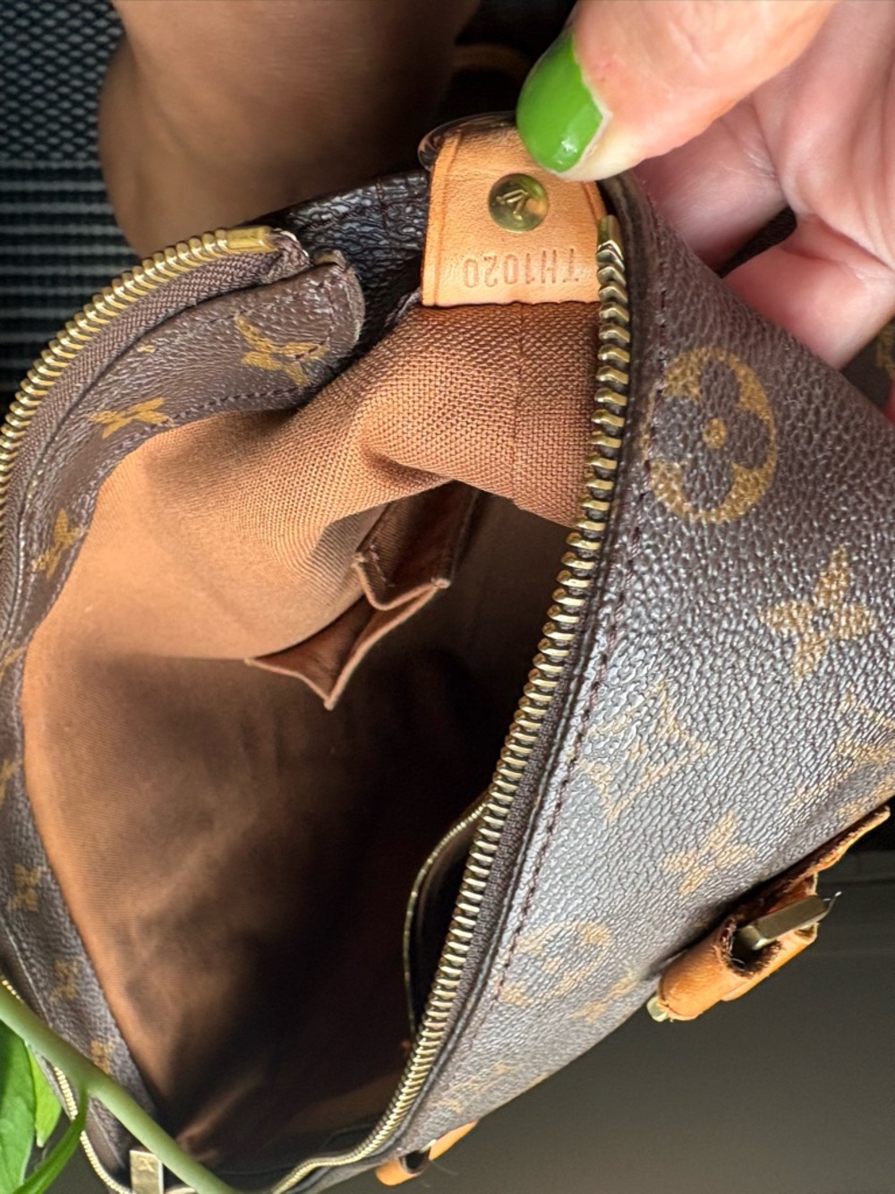Louis Vuitton Monogram Canvas Tote with Cognac Straps - Picture 10 of 16